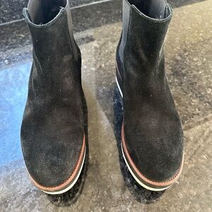 Women Black Suede half boot